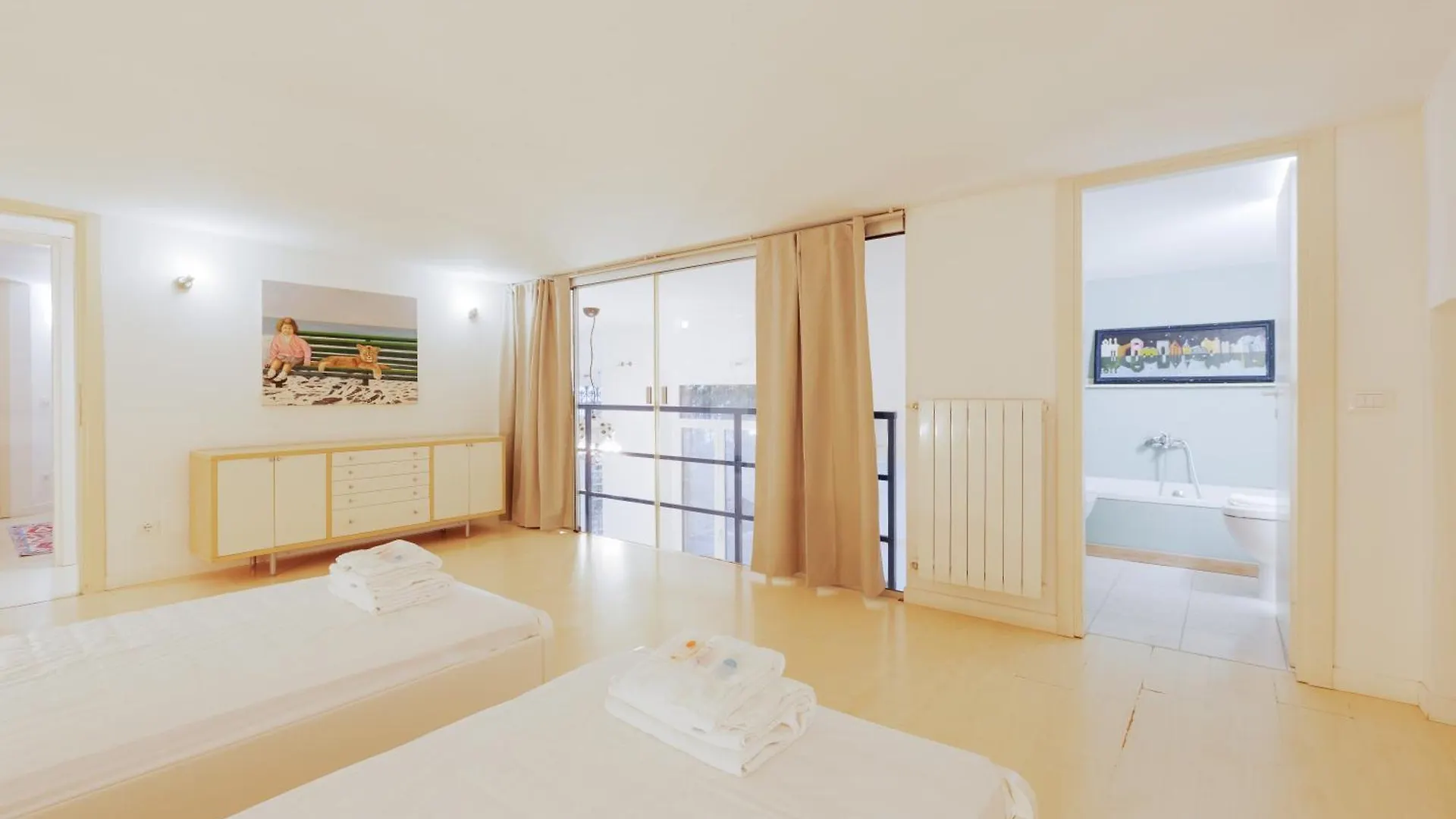 Sant'Agostino - Charming Retreat 210M From M2 Apartment Milan Italy