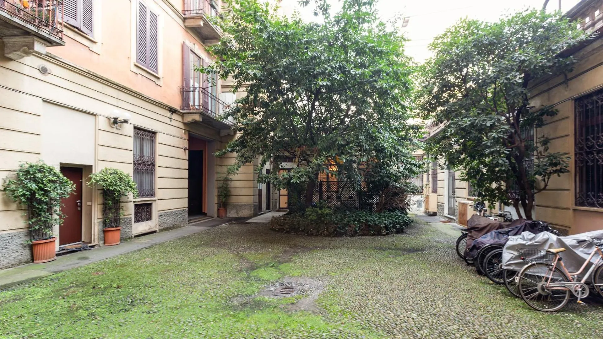 Sant'Agostino - Charming Retreat 210M From M2 Apartment Milan 0*,